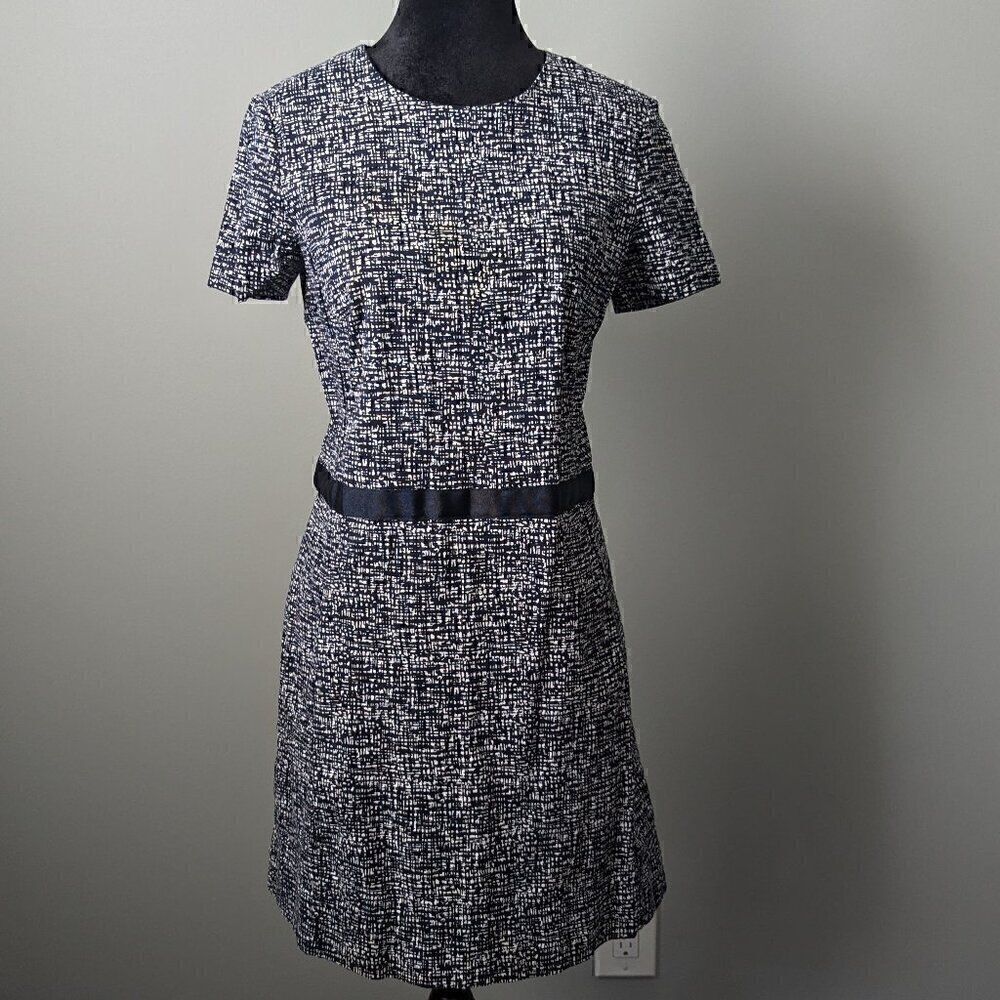 Gap Dress Blue & White Stretchy w Pockets Women's Size 6 Preppy Style